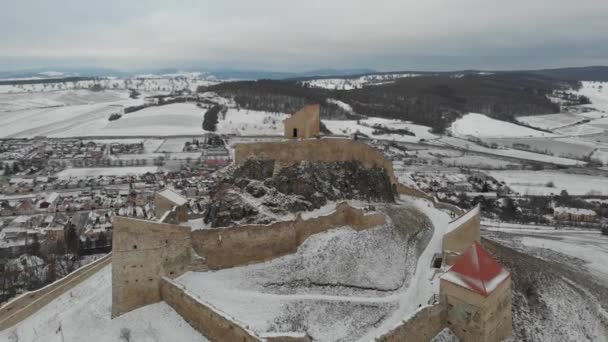 Luchtfoto van de middeleeuwse citadel van Rupea in Roemenië, Brasov — Stockvideo