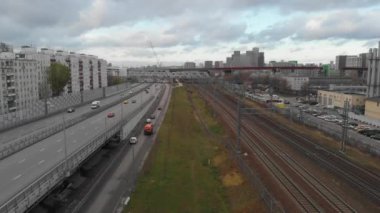 Kuzey-Doğu Otoyolu, Moskova 'da sürekli hareket halinde olan ve inşaat halindeki birinci sınıfın şehir genelinde önemi olan trafikten arındırılmış ana cadde.