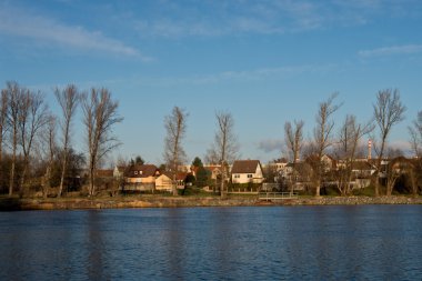 Günbatımı Riverside'ta