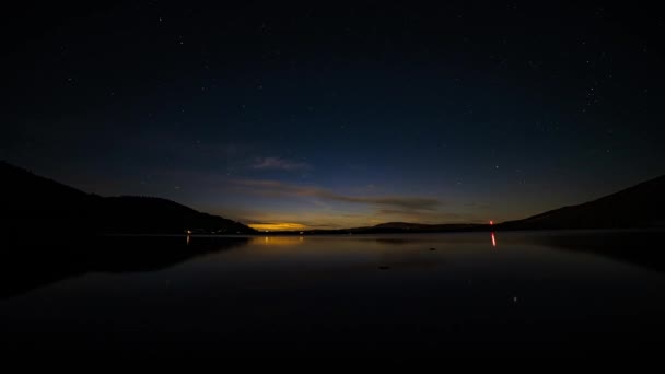 Timelapse Night Sky Bassenthwaite Very Faint Aurora Distant Sky — ストック動画