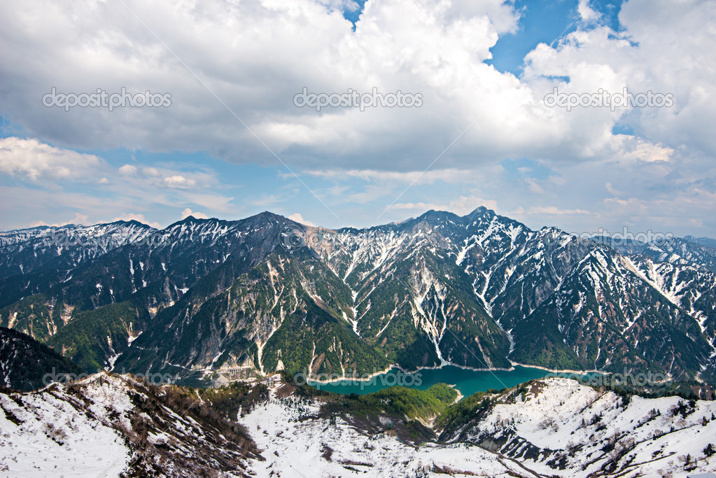 立山黑部阿尔卑斯山脉路线 日本目的地旅游全景山视图 图库照片 C Joesayhello