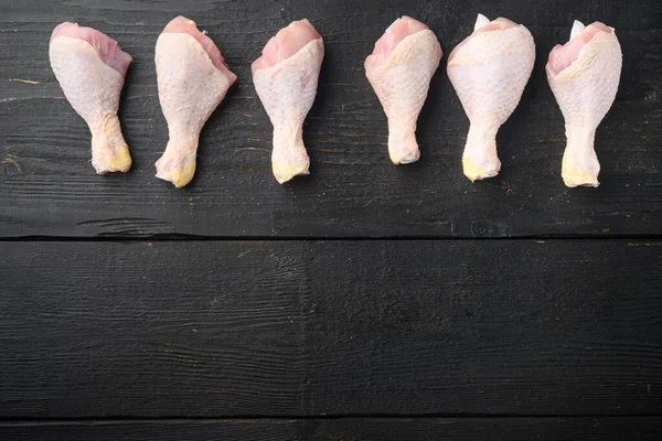 요리하지 닭고기 티크나 젓가락 위에서 내려다보는 본문을 복사용 — 스톡 사진
