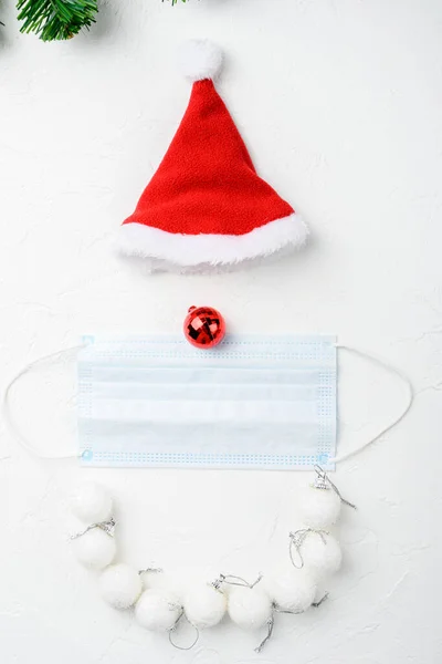 Coronavirus Kerst Viering Concept Set Witte Stenen Tafel Achtergrond Bovenaanzicht — Stockfoto