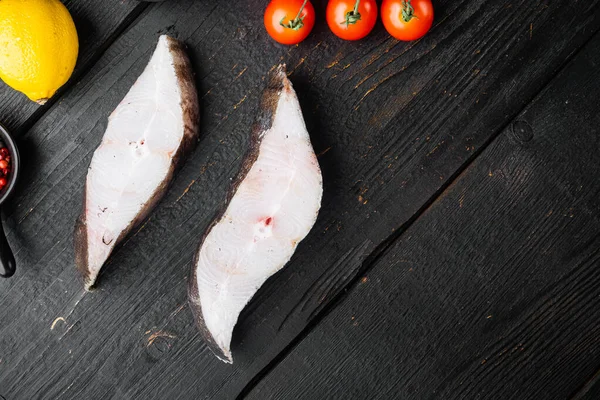 Raw Halibut Saltwater Fish Steak Set Ingredients Rosemary Herbs Black — Stockfoto
