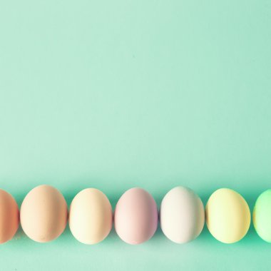 pastel Paskalya yumurtaları