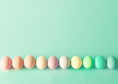 pastel Paskalya yumurtaları