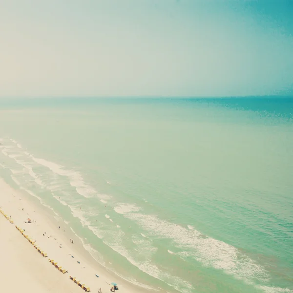Turquoise retro beach — Stock Photo, Image