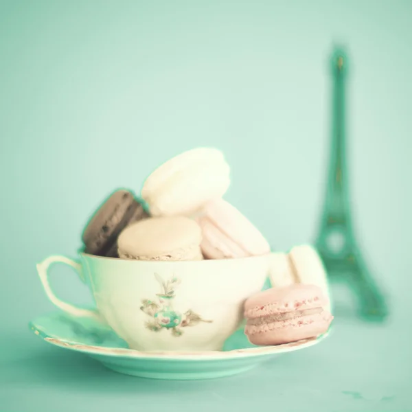 Słodkie i kolorowe francuski macaroons — Zdjęcie stockowe