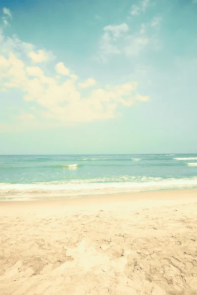 Turquoise retro beach — Stock Photo, Image