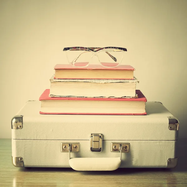 Bodegón vintage con libros — Foto de Stock