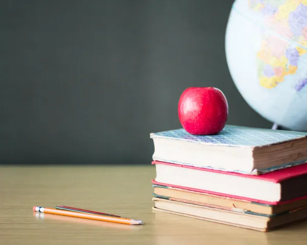 Concepto de regreso a la escuela —  Fotos de Stock