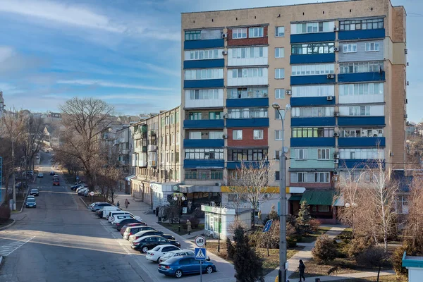 マリウポリ市ウクライナドンバス街並み高層ビルが建ち並ぶ住宅街の眺め ストック写真