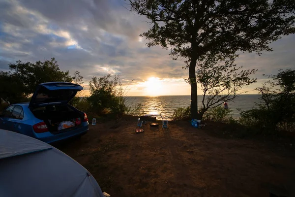 Picknickplaats zonder mensen — Stockfoto