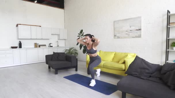 Hermosa Joven Haciendo Fitness Casa Concepto Vida Saludable — Vídeos de Stock