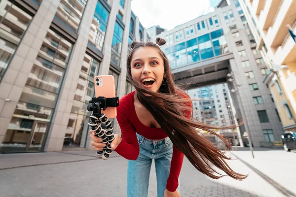 Young Female Blogger Streaming Street Close View – stockfoto