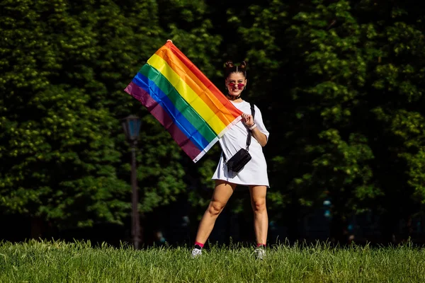 Young Woman Lgbt Pride Flag Park — Foto de Stock