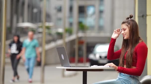 Young Woman Summer Cafe Doing Remote Work Freelancer Woman Small — Video Stock