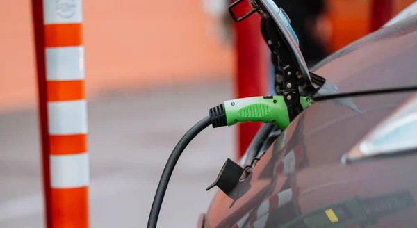 Charging technology industry transport which are the futuristic of the Automobile.