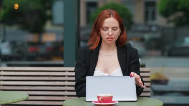 Tired Business Woman Sitting Laptop Cup Coffee Table Sidewalk Cafe — Stock Video