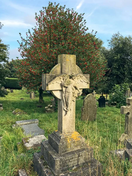 Gravsten Bestående Ängel Och Ett Kors Milton Road Cemetery Weston — Stockfoto