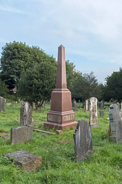 Gravsten Form Obelisk Milton Road Cemetery Weston Super Mare Storbritannien — Stockfoto