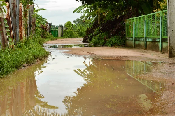 Flood Water Trapped Roads Storm Heavy Rain Concept Drain Clogged — Stockfoto