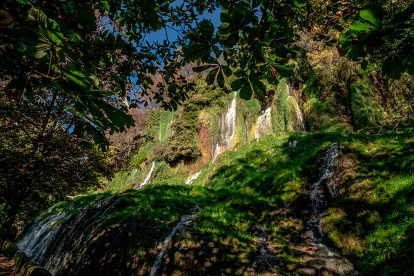 Parque Del Monasterio Piedra Nuevalos España Bosque Centenario Lleno Cascadas —  Fotos de Stock