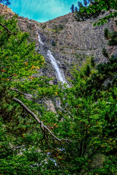 Национальный Парк Ордеса Пердидо Испанских Пьедесах Захватывающими Реками Водопадами Горами — стоковое фото