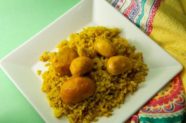  Pequi 'li pirinç yemeğinin ayrıntıları..