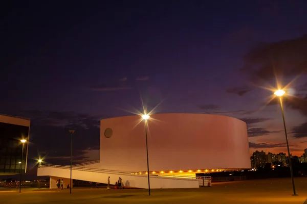 Μια Λεπτομέρεια Από Απόγευμα Στο Oscar Niemeyer Cultural Center Στην — Φωτογραφία Αρχείου