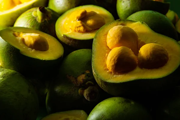 Algunos Frutos Pequi Maduros Pequi Fruto Del Cerrado Brasileño Muy — Foto de Stock