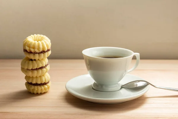 Cup Coffee Pile Buttery Cookies Sprinkled Sugar Wooden Surface — Stock Photo, Image