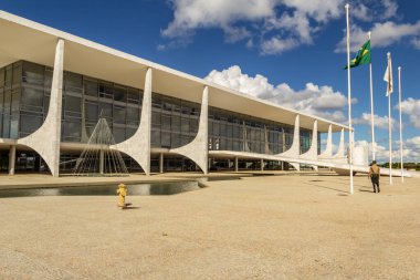 Braslia 'daki Planalto Sarayı, Brezilya. Burası Cumhurbaşkanlığı Makamı 'nın bulunduğu yer. Mimar Oscar Niemeyer 'in bir çalışması..