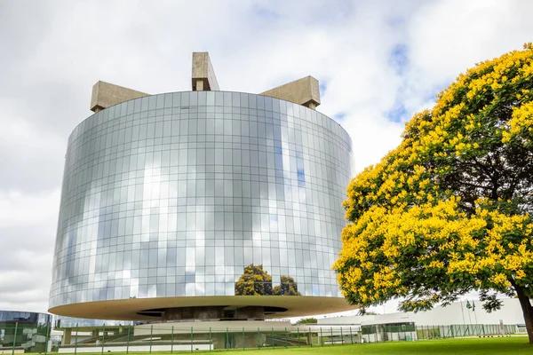 Brezilya Cumhuriyeti Başsavcılığı Karargahı. Mimar Oscar Niemeyer 'in bir çalışması..