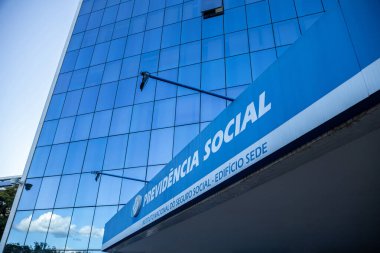 INSS genel merkez binasının ayrıntıları. Instituto Nacional do Seguro Social - Edificio Sede - Previdencia Social em Brasilia.