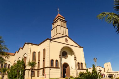 Side view of the church with blue sky in the background. Sao Francisco de Assis Parish in the city of Anapolis in Goias.