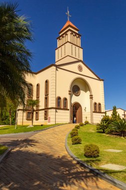 Side view of the church with blue sky in the background. Sao Francisco de Assis Parish in the city of Anapolis in Goias.