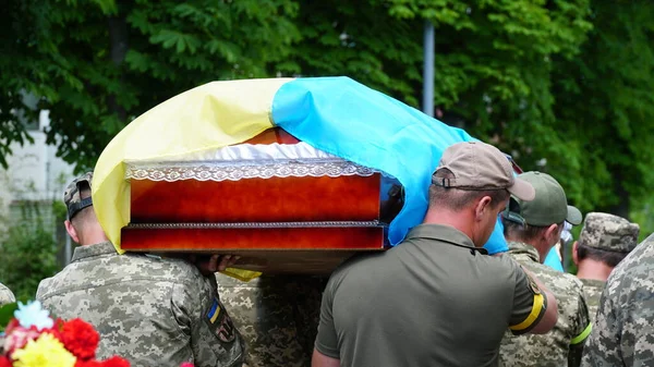 Ukrayna Savaş Bir Askerin Cenaze Töreni Cenaze Töreni Ukrayna Nın — Stok fotoğraf