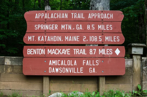 Apalaches Trail sinal de aproximação — Fotografia de Stock