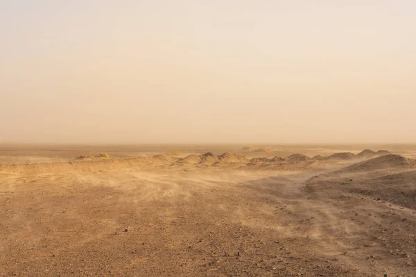 Whisps Sand Blow Barren Desert Floor — Stok Foto