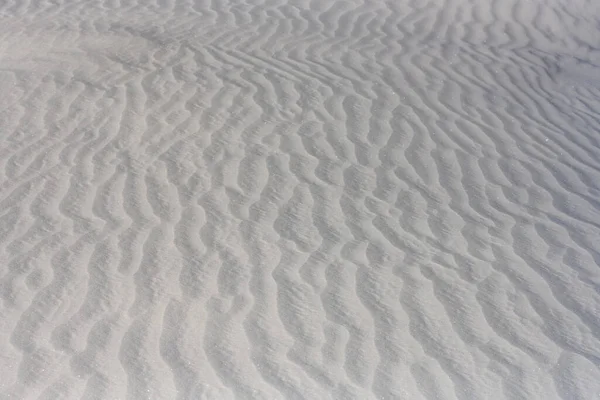 Yüzeyde Dalgalanan Beyaz Kum Tepelerinin Dokusu — Stok fotoğraf