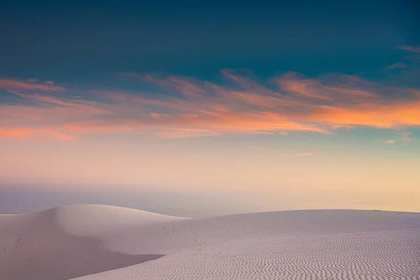 Whispy Pastel Clouds Sunset White Sands National Park — Stock fotografie