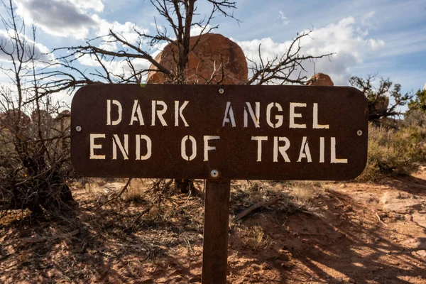 Señal Final Sendero Del Ángel Oscuro Parque Nacional Arches — Foto de Stock