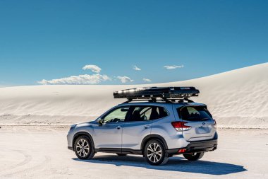 Beyaz Kumlu Çadır Çadırlı Subaru Forester