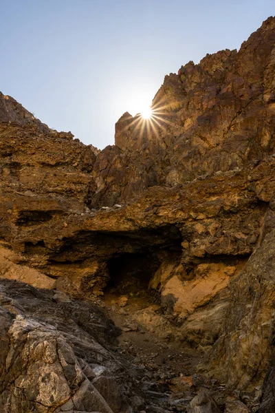 Sunburst Rompe Cresta Rocosa Parque Nacional Death Valley — Foto de Stock