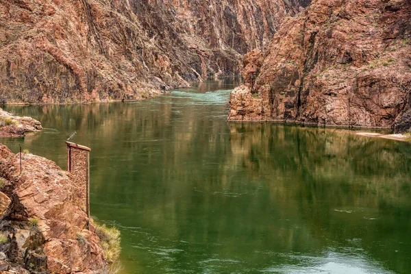 River Watch Towers Sit Bright Green Colorado River Bottom Grand — Stock Photo, Image