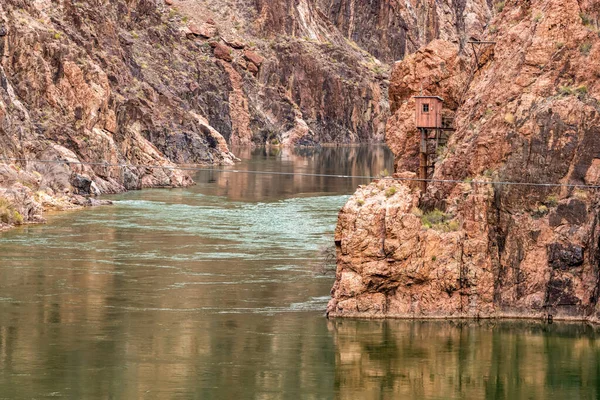 Nehir Zleme Kulesi Colorado Nehri Nin Üstünde Gümüş Köprü Nün — Stok fotoğraf