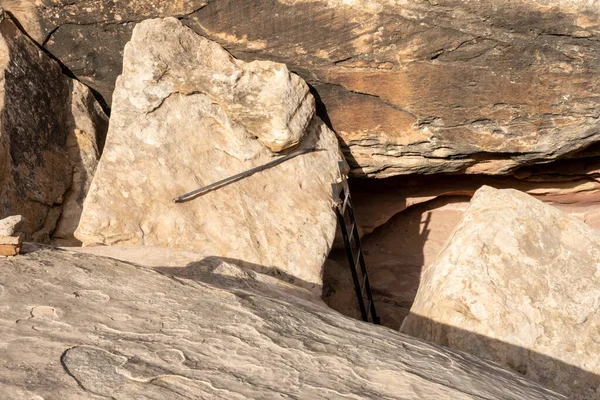 Драбина Піднос Bar Climbs Boulders Way Druid Arch Canyonlands National — стокове фото