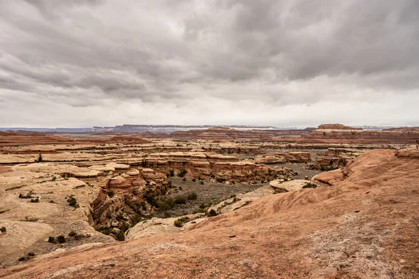 Dense Gray Clouds Fill Sky Peekabook Trail Needles Canyonlands — Stok fotoğraf