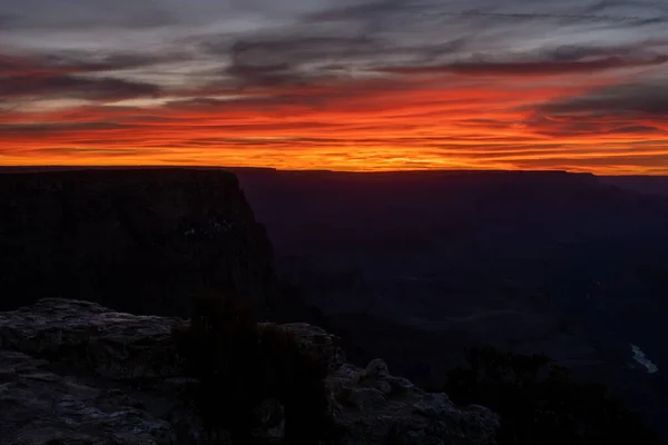 Streck Orange Ljus Upp Molnen Över Södra Kanten Grand Canyon — Stockfoto